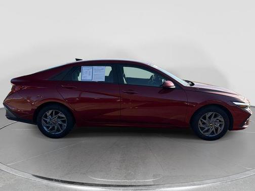 Ultimate Red 2024 Hyundai ELANTRA SEL