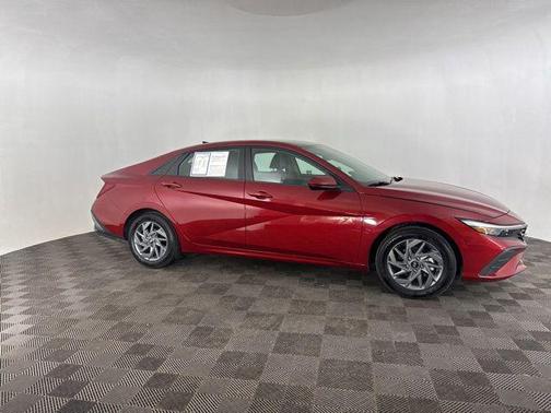 Ultimate Red 2024 Hyundai ELANTRA SEL