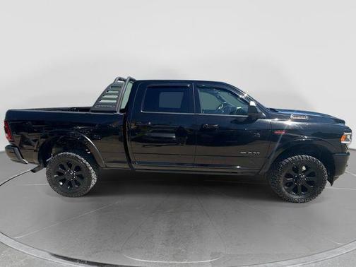 Diamond Black Crystal Pearlcoat 2019 RAM 2500 Laramie Crew Cab 4x4 6'4' Box