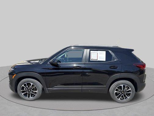 Mosaic Black Metallic 2024 Chevrolet Trailblazer LT