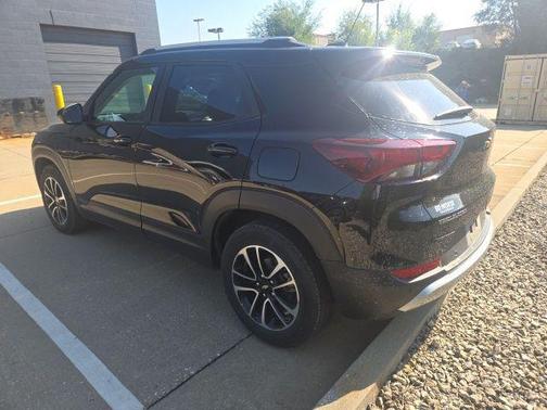 Mosaic Black Metallic 2024 Chevrolet Trailblazer LT