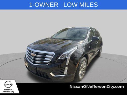 Stellar Black Metallic 2019 Cadillac XT5 Luxury