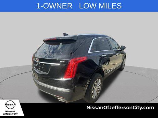 Stellar Black Metallic 2019 Cadillac XT5 Luxury