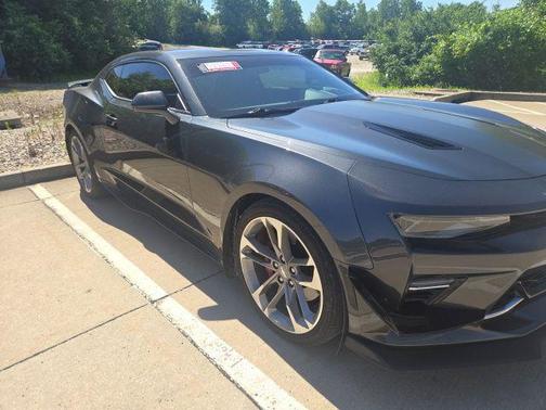 Nightfall Gray Metallic 2017 Chevrolet Camaro 2SS