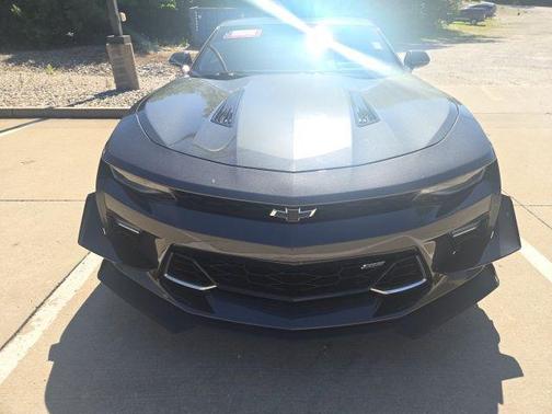 Nightfall Gray Metallic 2017 Chevrolet Camaro 2SS
