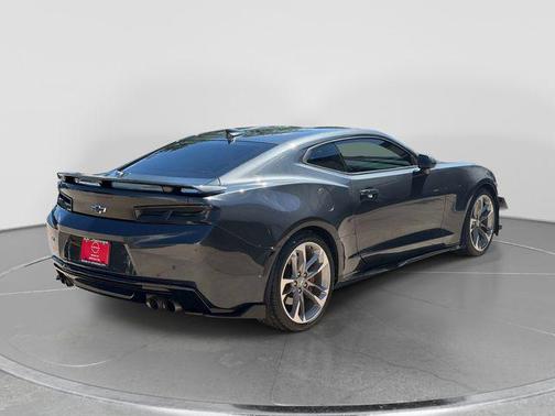 Nightfall Gray Metallic 2017 Chevrolet Camaro 2SS