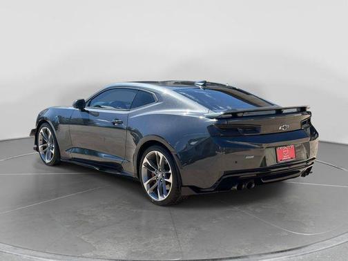 Nightfall Gray Metallic 2017 Chevrolet Camaro 2SS