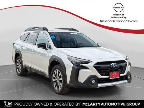 Crystal White Pearl 2024 Subaru Outback Limited