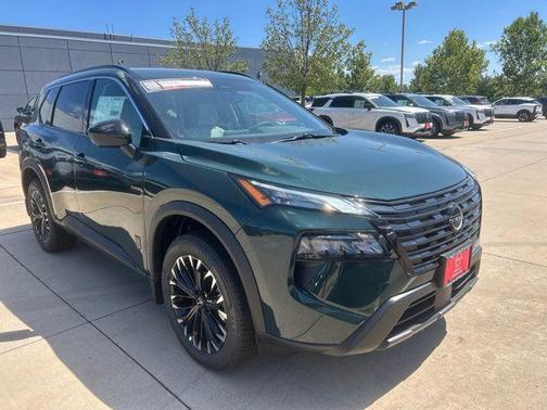 Obsidian Green 2026 Nissan Rogue Dark Armor