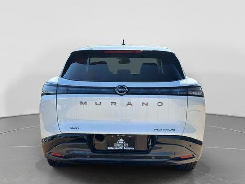 Everest White Pearl/Black 2026 Nissan Murano Platinum