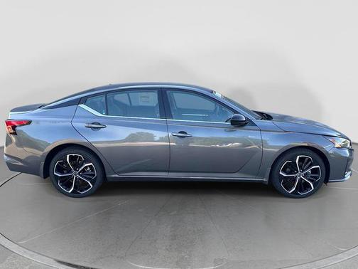 Gun Metallic 2026 Nissan Altima SR FWD