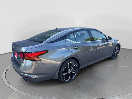 Gun Metallic 2026 Nissan Altima SR FWD