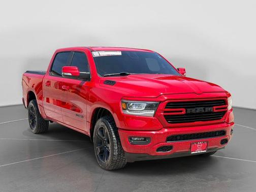Flame Red Clearcoat 2019 RAM 1500 Big Horn