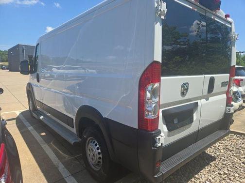 Bright White Clearcoat 2025 RAM ProMaster 2500 Tradesman