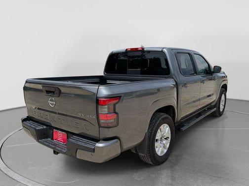 Gun Metallic 2024 Nissan Frontier SV