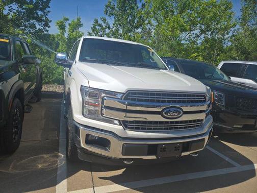 White Platinum Metallic Tri-Coat 2019 Ford F-150 Lariat