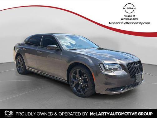 Granite Crystal Metallic Clearcoat 2023 Chrysler 300 Touring