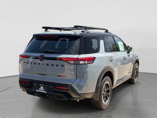 Boulder Gray/Super Black 2026 Nissan Pathfinder Rock Creek