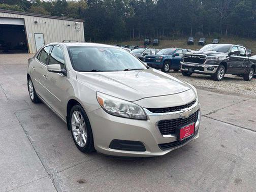 Champagne Silver Metallic 2014 Chevrolet Malibu 1LT