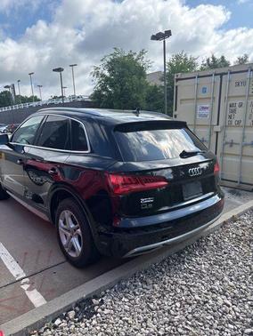 Black Metallic 2019 Audi Q5 2.0T Premium