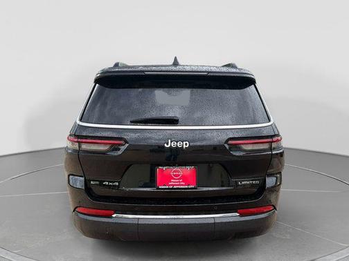 Diamond Black Crystal Pearlcoat 2023 Jeep Grand Cherokee L Limited