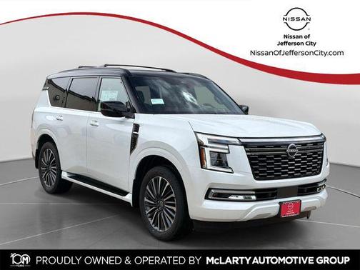 Everest White Pearl/Black 2026 Nissan Armada Platinum Reserve