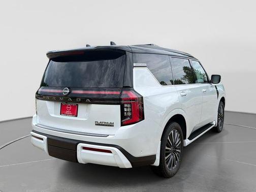 Everest White Pearl/Black 2026 Nissan Armada Platinum Reserve