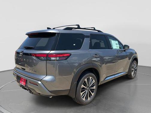 Gun Metallic 2026 Nissan Pathfinder Platinum