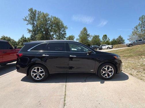 Ebony Black 2020 Kia Sorento SX