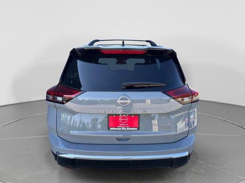 Boulder Gray/Super Black 2026 Nissan Rogue Platinum