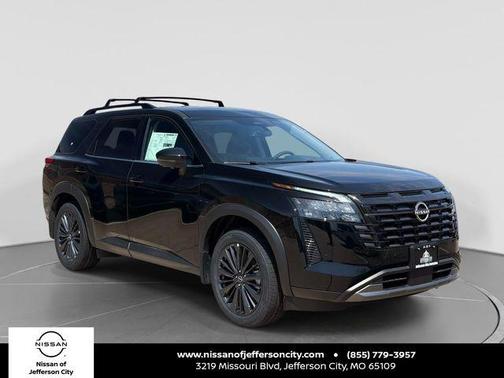 Super Black 2026 Nissan Pathfinder SL