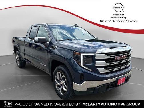 Pacific Blue Metallic 2023 GMC Sierra 1500 SLE