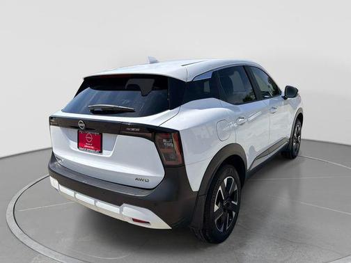 Fresh Powder 2025 Nissan Kicks SV