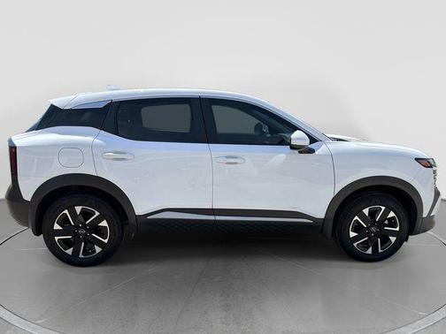 Fresh Powder 2025 Nissan Kicks SV