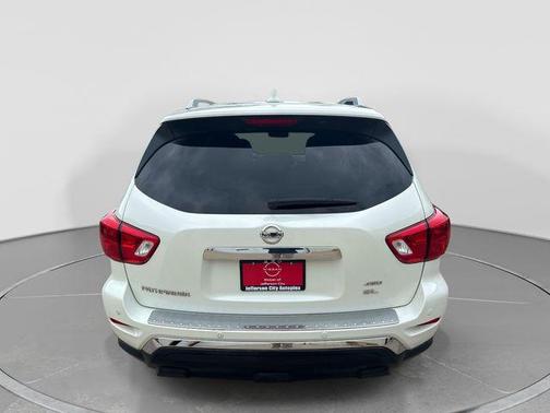 Pearl White Tricoat 2020 Nissan Pathfinder SL 4WD