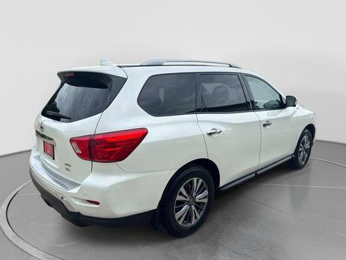 Pearl White Tricoat 2020 Nissan Pathfinder SL 4WD