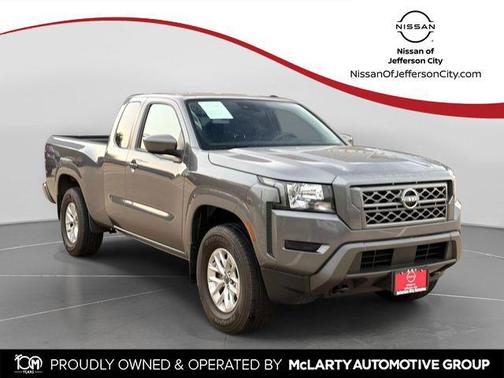 Gun Metallic 2024 Nissan Frontier SV