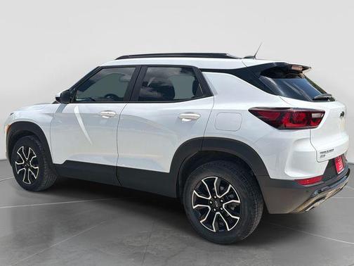 Summit White 2024 Chevrolet Trailblazer ACTIV