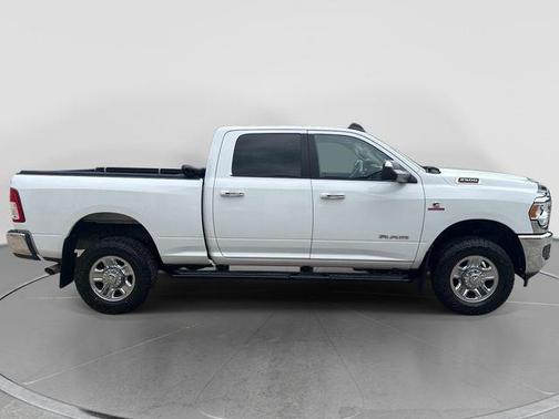 Bright White Clearcoat 2019 RAM 2500 Big Horn Crew Cab 4x4 6'4' Box