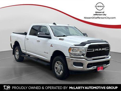 Bright White Clearcoat 2019 RAM 2500 Big Horn Crew Cab 4x4 6'4' Box