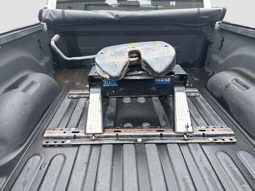 Bright White Clearcoat 2019 RAM 2500 Big Horn Crew Cab 4x4 6'4' Box