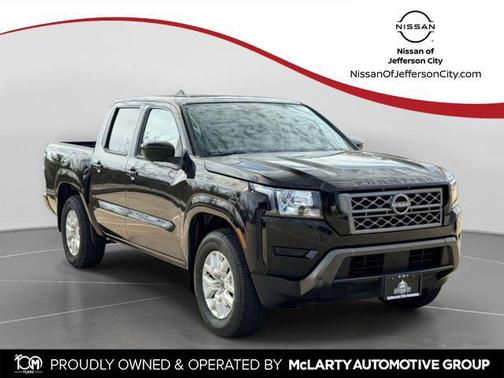 Super Black 2022 Nissan Frontier SV