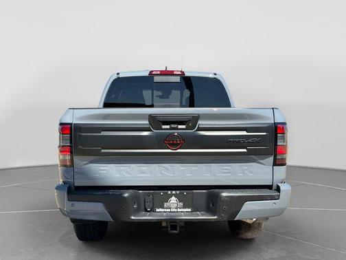 Boulder Gray Pearl 2026 Nissan Frontier PRO-4X