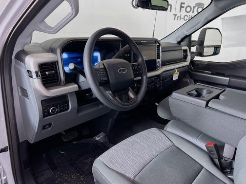 2026 Ford F-350 XLT