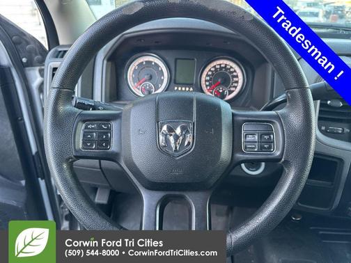 2017 RAM 2500 Tradesman Crew Cab 4x4 8' Box