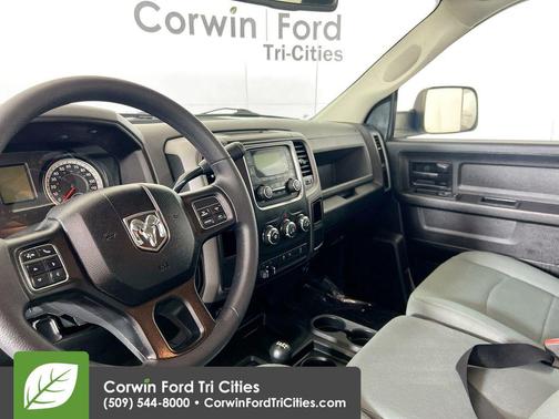 2017 RAM 2500 Tradesman Crew Cab 4x4 8' Box