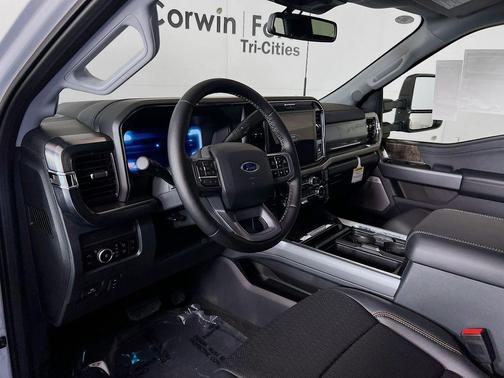 2025 Ford F-350 Lariat