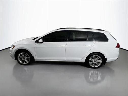 2015 Volkswagen Golf SportWagen TDI SE 4-Door