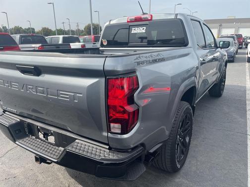 2024 Chevrolet Colorado WT
