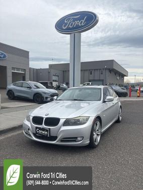 2011 BMW 335 335i